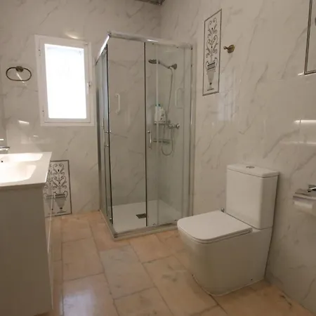 Tess Olmos Villa Malaga